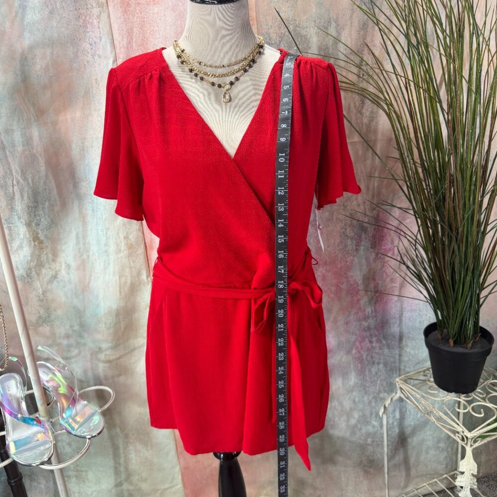 New πPremier Amour Feminine & Romantic Fire Red Romper with Pockets - Picture 8 of 16